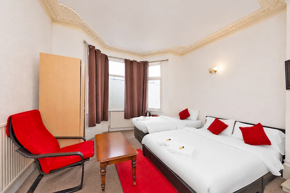 Saji Hotel Ilford, Ilford (Greater London), Ilford