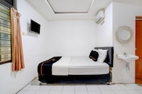 Hotel O near Plaza Pondok Gede formerly Angel Homestay