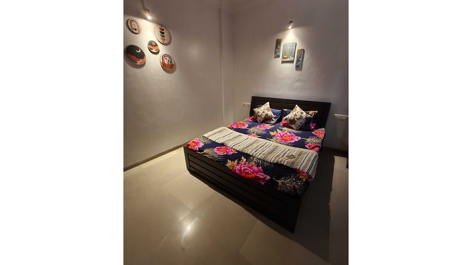 POP HOME 84361E Spacious, Stylish Home , Koregaon Park Pune, Pune