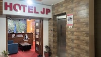 SPOT ON Hotel JP