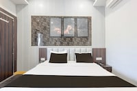 Hotel O P P Palm Retreat 