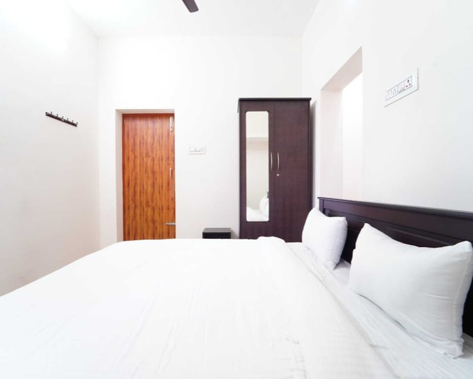 Hotel O Madurai City Centre Formerly Prathyangira Sakthi, Madurai City Centre, Madurai