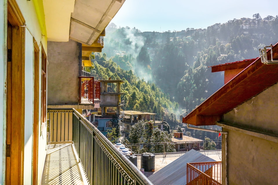 OYO Home 13827 Scenic View, Bharari, Shimla