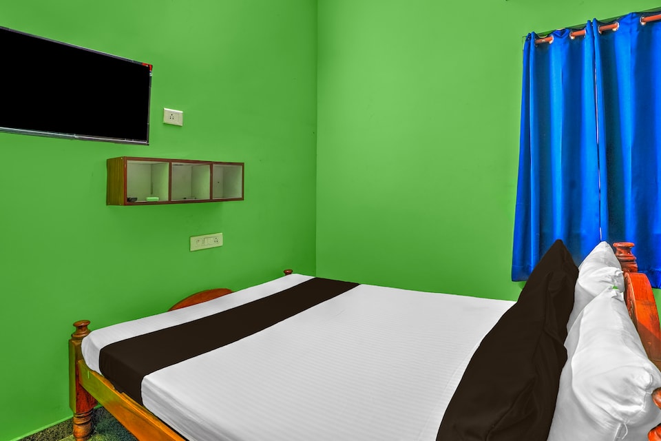 Hotel O  white inn vandalur, GST Chennai, Chennai