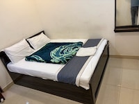 Hotel O  white inn vandalur