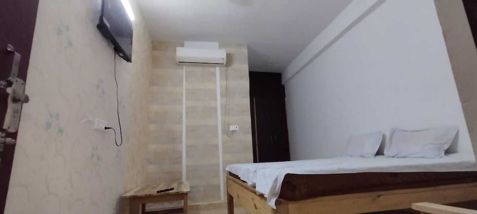 Hotel O Shubharambh Inn, Vikas Nagar Lucknow, Lucknow