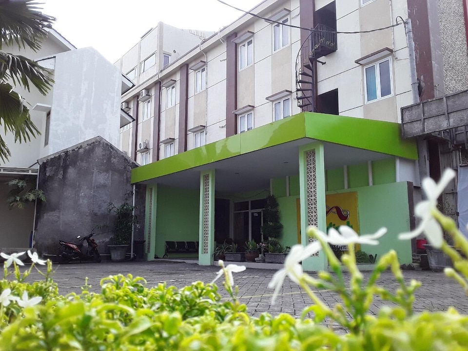 Townhouse Oak near Stasiun Purwosari formerly Graha Gentan Solo, Solo, Solo