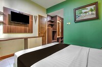 Townhouse Oak near Stasiun Purwosari formerly Graha Gentan Solo
