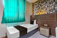 Townhouse Oak near Stasiun Purwosari formerly Graha Gentan Solo