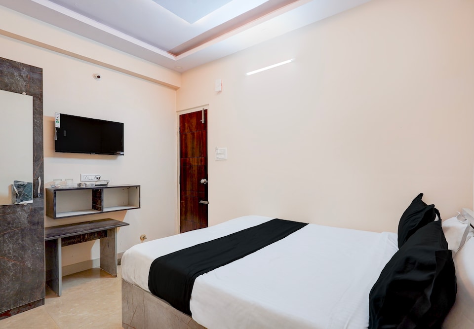 Hotel O V R Residency , Jayanagar Bangalore, Bangalore