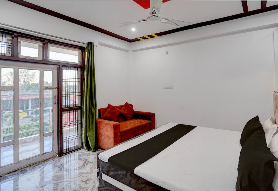 Hotel O Sidharth Inn, Faizabad Road, Lucknow