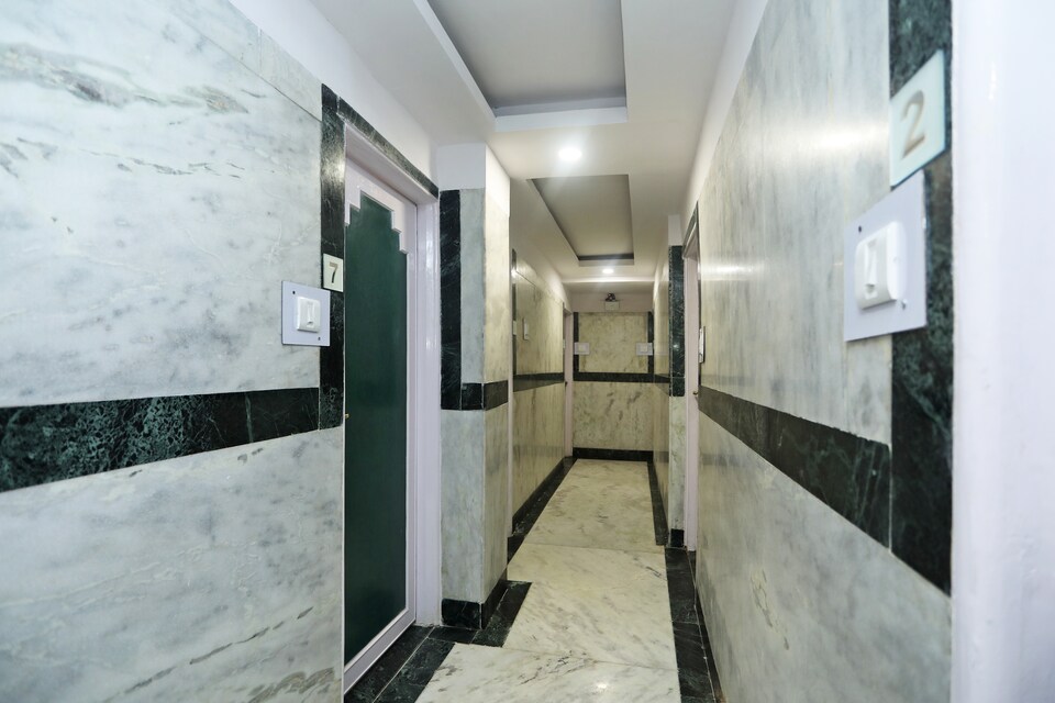 OYO 13834 Hotel Sonali, Hamidia Road Bhopal, Bhopal