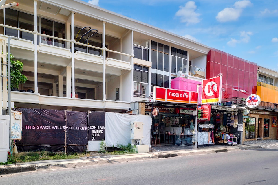 Palette Hotel near Beach Double Six , Seminyak, Bali