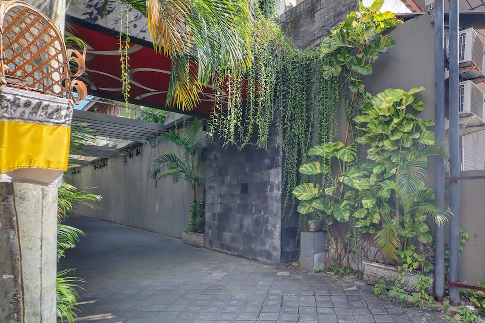 Palette Hotel near Beach Double Six , Seminyak, Bali