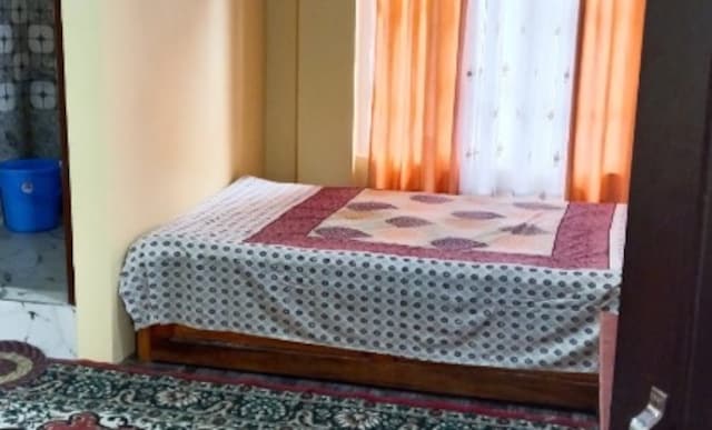 OYO 843699 Namshoi La Home Stay