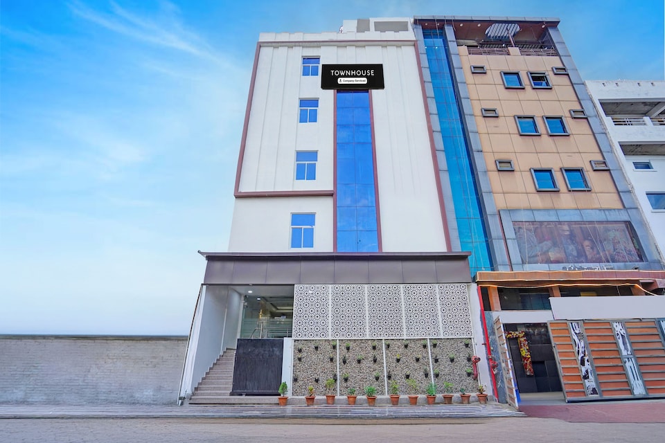  Townhouse Vikas Nagar Lucknow Formerly Wave BLU, Vikas Nagar Lucknow, Lucknow