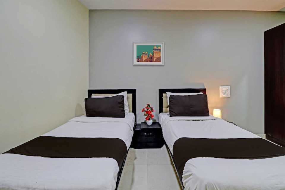 Hotel O Soladevanahalli Crossway Formerly Sri Pavani Comforts, Peenya Bangalore, Bangalore