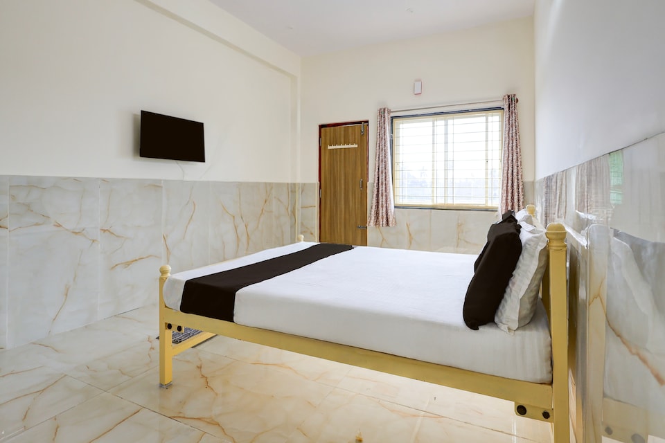 SPOT ON  Svs Homestay , Chittoor city, Chittoor