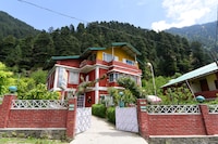Hotel O Manali Meadows Home Stay