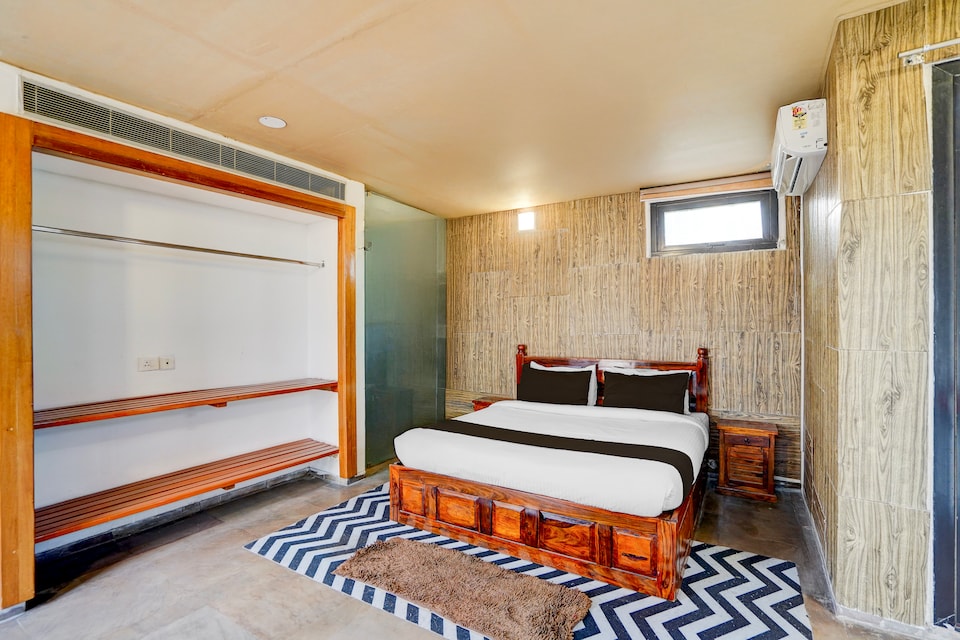 Hotel O Ayatti By Caparo, Greater Noida, Noida