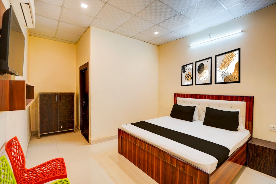 Hotel O Blue Garden, Bulandshahr, Bulandshahr