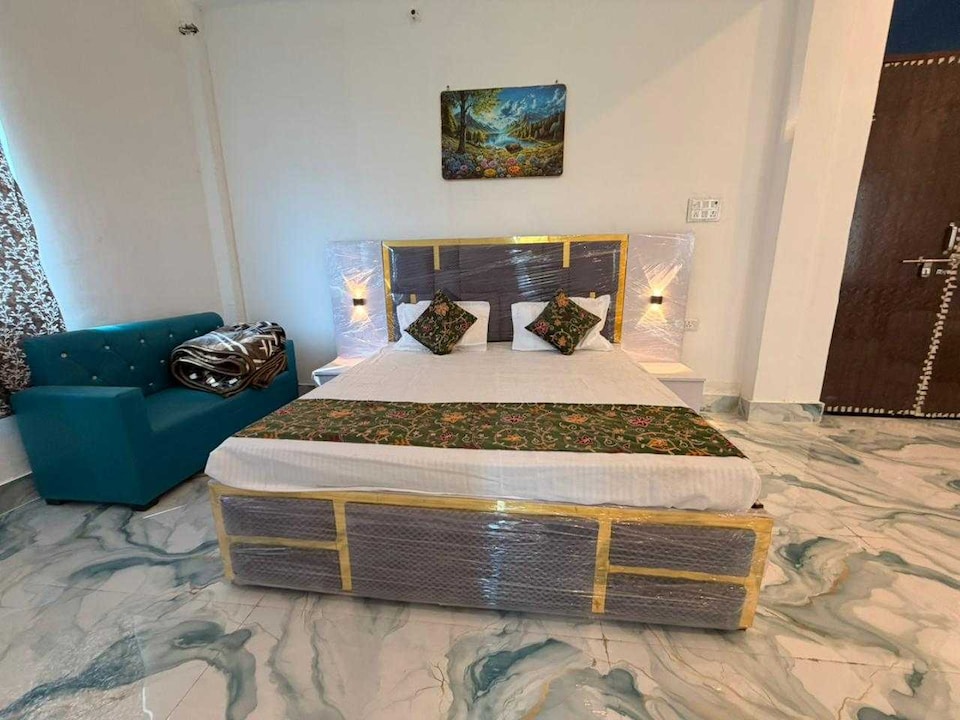 Hotel O The Golden Nacre Palace , Etawah, Etawah