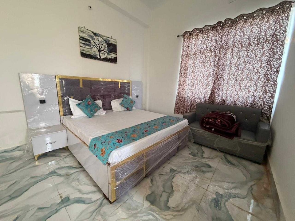 Hotel O The Golden Nacre Palace , Etawah, Etawah