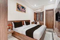 Townhouse Prayagraj Railway Station Road Formerly Ganga Niwas