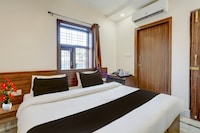 Townhouse Prayagraj Railway Station Road Formerly Ganga Niwas