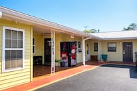 Riviera Motel Elba Near Enterprise US 84