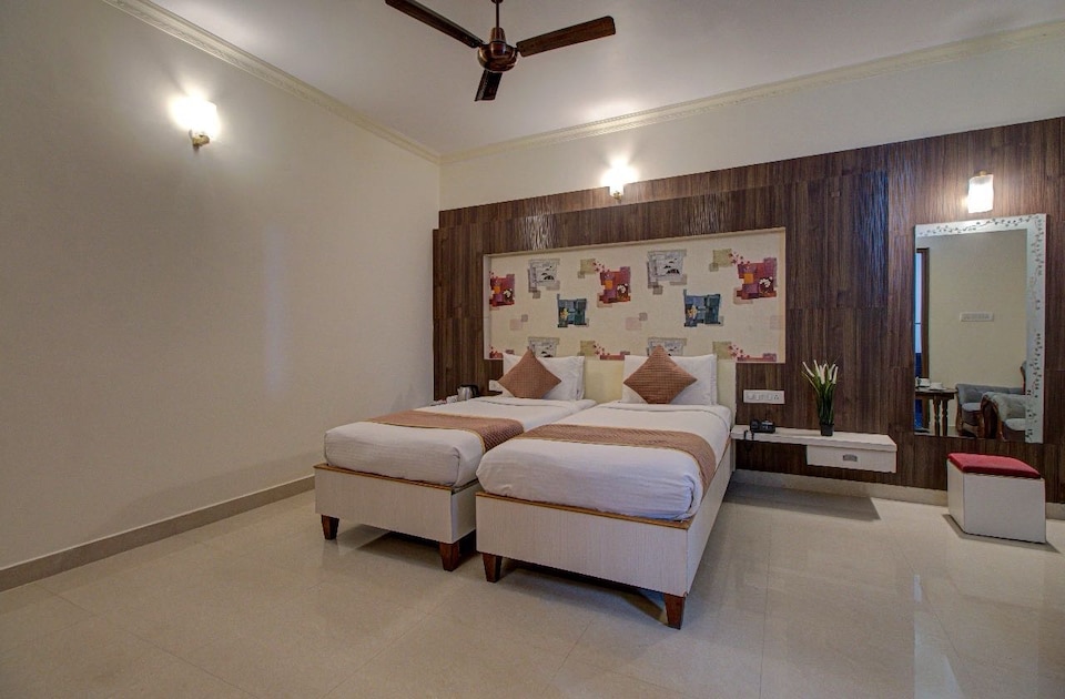 Townhouse Indiranagar Metro Station Bangalore, Indiranagar Bangalore, Bangalore