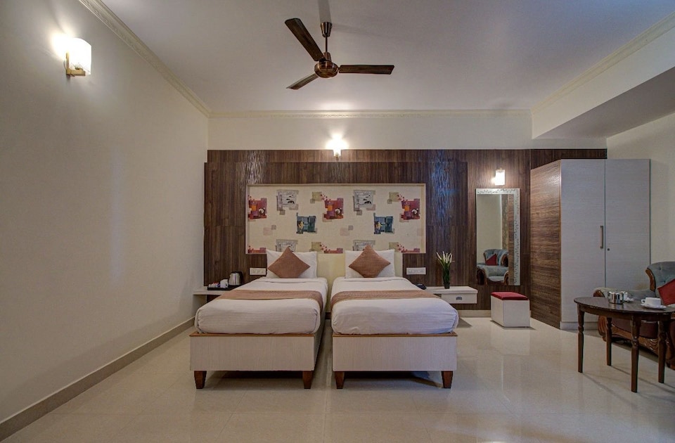 Townhouse Indiranagar Metro Station Bangalore, Indiranagar Bangalore, Bangalore