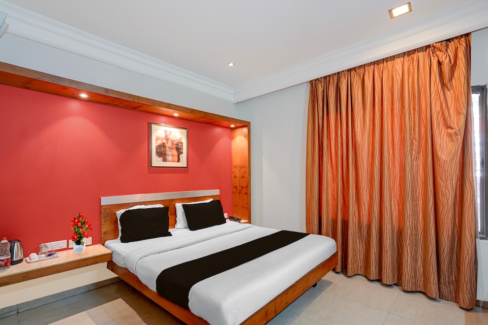 Townhouse Indiranagar Metro Station Bangalore, Indiranagar Bangalore, Bangalore