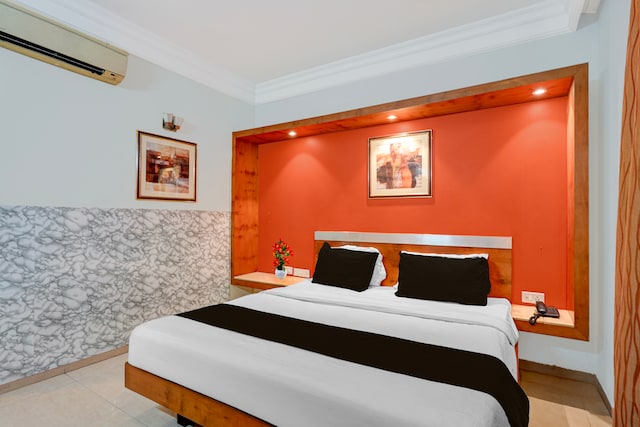 Townhouse Indiranagar Metro Station Bangalore