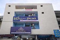 Hotel O Royal Palace 