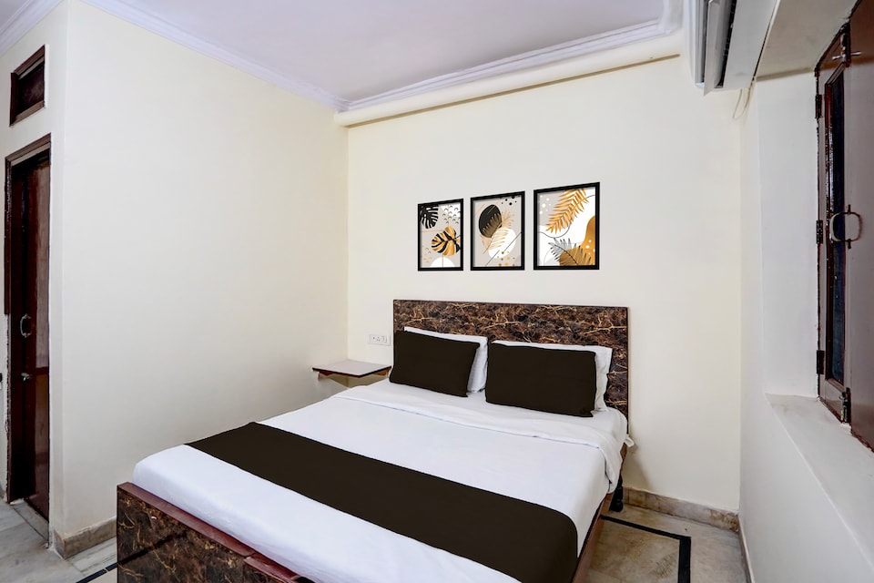 Hotel O by OYO ISBT Sector 43 Bus Terminal Formerly One Way, South Chandigarh, Chandigarh