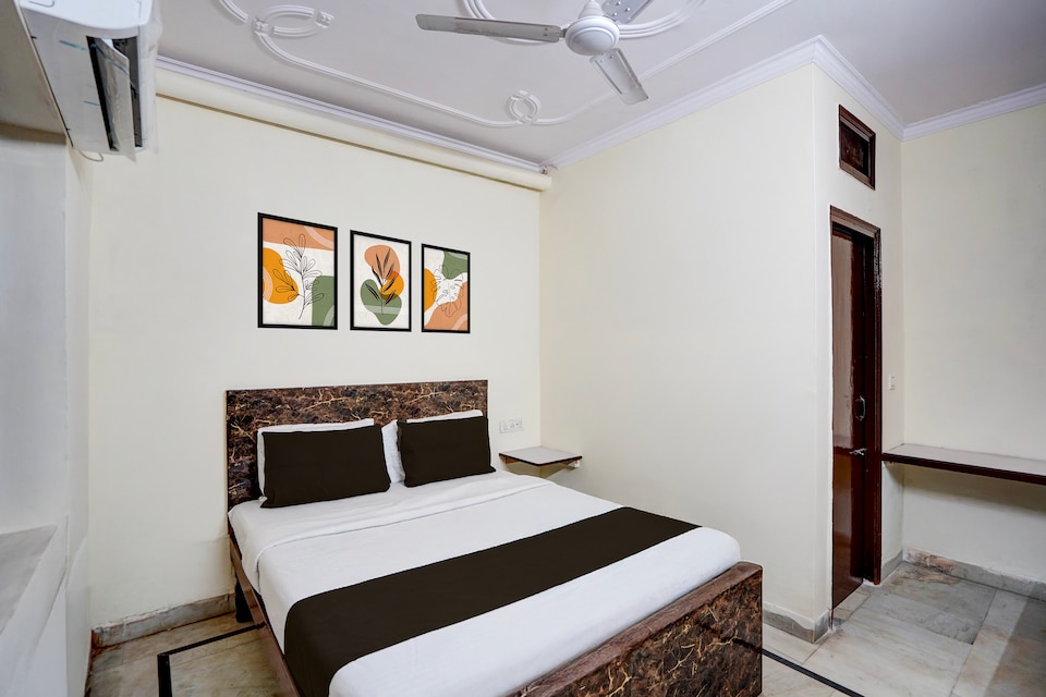 Hotel O by OYO ISBT Sector 43 Bus Terminal Formerly One Way, South Chandigarh, Chandigarh