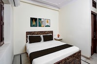 Super Hotel O by OYO ISBT Sector 43 Bus Terminal Formerly One Way