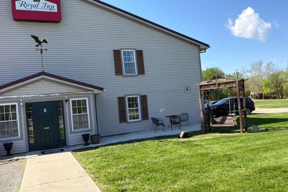 Royal Inn Rockville IN by Hotel O, C46120, Indianapolis IN