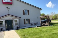 Royal Inn Rockville IN by Hotel O