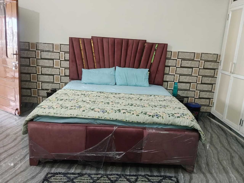 OYO 843793 Luxury Daimond Hotel, Baghpat, Baghpat