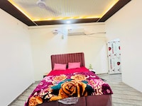 OYO 843793 Luxury Daimond Hotel