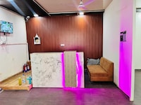 OYO 843793 Luxury Daimond Hotel