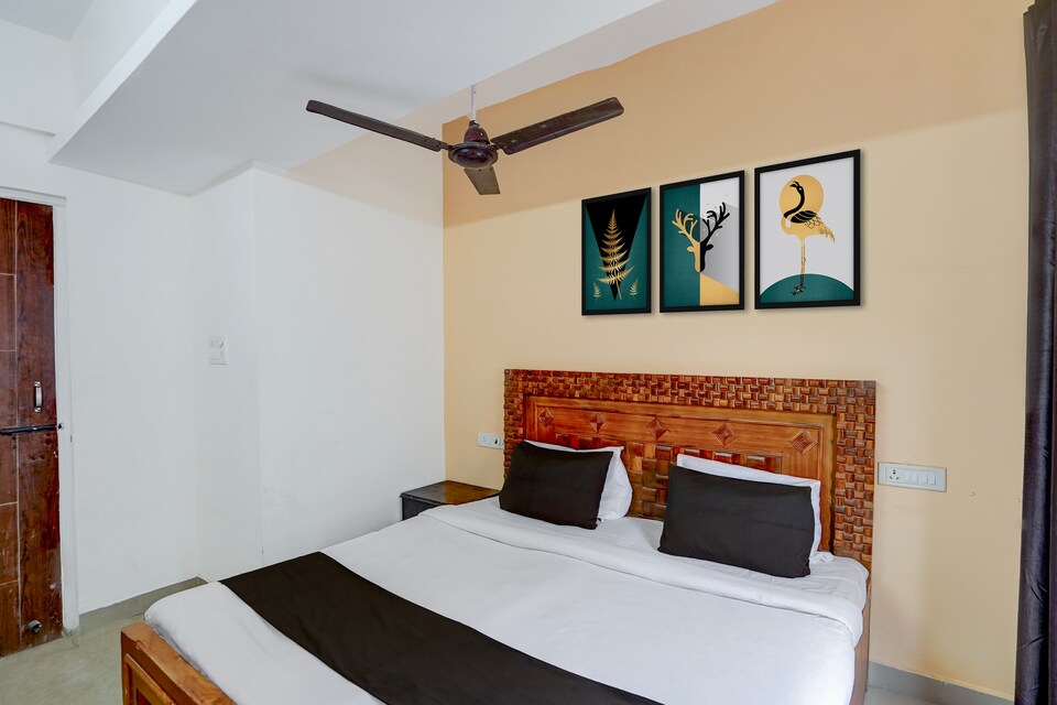 Hotel O The Qotel Palace - Lajpat Nagar, Lajpat Nagar Delhi, Delhi