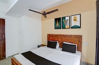 Hotel O The Qotel Palace - Lajpat Nagar