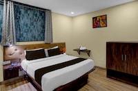 Super Townhouse Z Square Mall Formerly The Mall Road Inn
