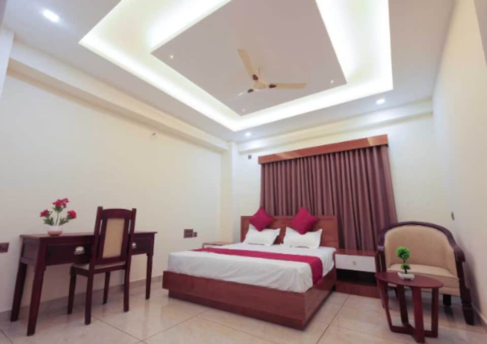 Hotel O Madurai Railway Station Formerly Gowsika Residency, Madurai City Centre, Madurai