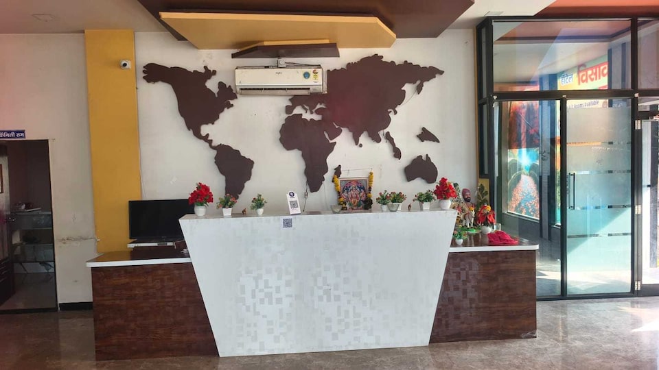 OYO 843850 Visava Hotel, Ahmednagar, Ahmednagar