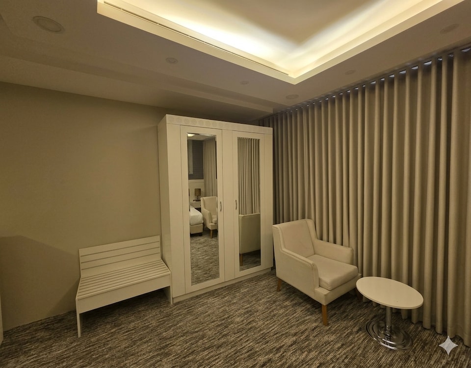 Palette Luxury Ninety Hotel, Al Muruj-Al Mursulat Riyadh, Riyadh
