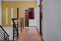 Hotel O near D'Botanica Bandung Mall formerly De Sun Pasteur Guest House